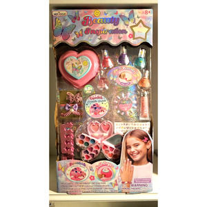 Hot Focus Beauty Inspiration Girlz Cosmetics & Nail Set 65 Plus Pieces